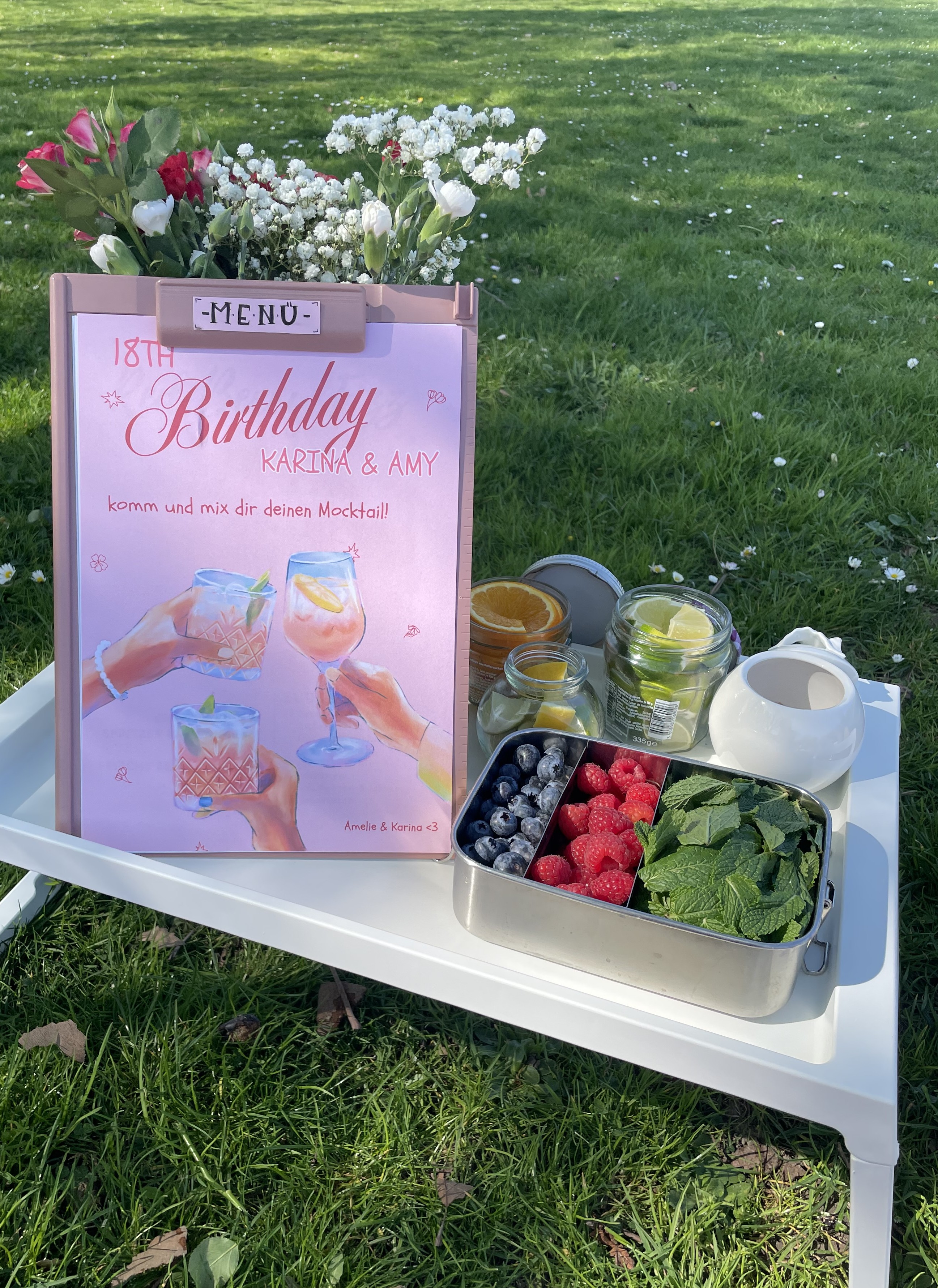 Hier sollte ein Bild von einer Cocktailbar sein.